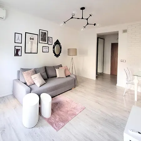 Apartment Concierge Opera