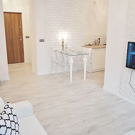 Concierge Opera * وارسو